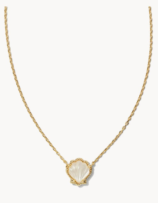 KENDRA SCOTT Brynne Gold Shell Short Pendant Necklace in Ivory Mother-of-Pearl 9608860075