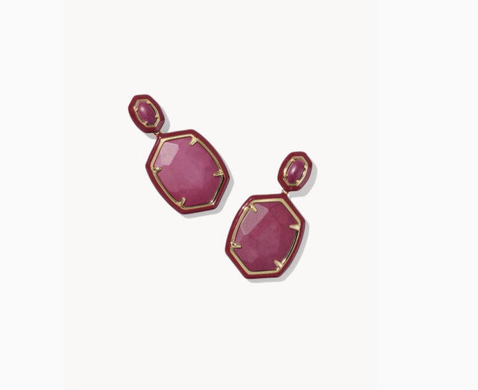 Kendra Scott-Daphne Enamel Frame Gold Drop Earrings in 
Maroon Magnesite 9608876905