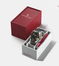Load image into Gallery viewer, VICTORINOX MAVERICK 242099