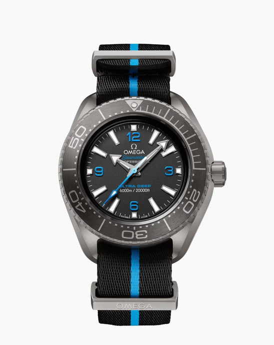 Omega-SEAMASTER PLANET OCEAN 6000M
45.5 mm, titanium on NATO strap
215.92.46.21.01.001