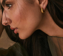 Load image into Gallery viewer, Kendra Scott-Catherine Vintage Gold Convertible Huggie Earrings 9608880488