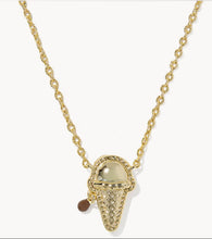 Load image into Gallery viewer, Kendra Scott-Ice Cream Gold Short Pendant Necklace 9608889442