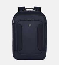 Load image into Gallery viewer, VICTORINOX-WERKS TRAVELER 7.0 COMPACT BACKPACK
653643