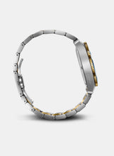 Load image into Gallery viewer, VICTORINOX MAVERICK QUARTZ 242100