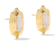 Load image into Gallery viewer, KENDRA SCOTT Ellie Stepped Frame Gold Stud Earrings 9608806782