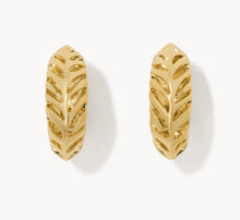 Load image into Gallery viewer, Kendra Scott-Tiger Striped Mikki Gold Huggie Earrings 9608805535