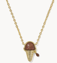 Load image into Gallery viewer, Kendra Scott-Ice Cream Gold Short Pendant Necklace 9608889442