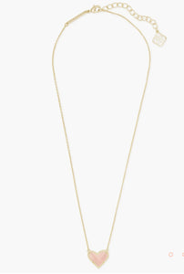 Kendra Scott-Ari Heart Gold Pendant Necklace in Rose Quartz 9608862442