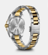 Load image into Gallery viewer, VICTORINOX MAVERICK 242102