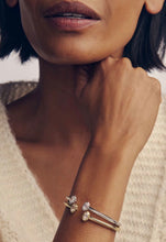 Load image into Gallery viewer, KENDRA SCOTT Mini Elton Luxe Silver Cuff Bracelet 9608806903