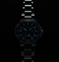 Load image into Gallery viewer, ORIS DATE UPCYCLE CALIBRE 400    01 400 7790 4150-07 8 23 02PEB