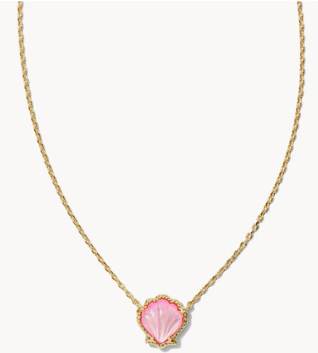 KENDRA SCOTT Brynne Shell Gold Short Pendant Necklace 9608860097