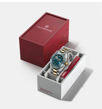 Load image into Gallery viewer, VICTORINOX MAVERICK QUARTZ 242103