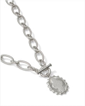 Load image into Gallery viewer, KENDRA SCOTT Grandma Silver Link and Chain Necklace 9608895033
