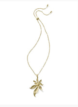 Load image into Gallery viewer, KENDRA SCOTT Anya Flower Gold Long Pendant Necklace 9608889305