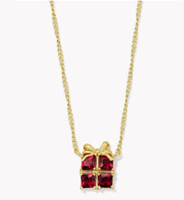Load image into Gallery viewer, KENDRA SCOTT-Present Gold Short Pendant Necklace 9608884606