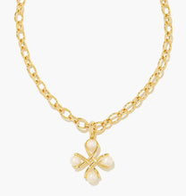 Load image into Gallery viewer, KENDRA SCOTT Everleigh Gold Pearl Pendant Necklace in White Pearl # 9608856503
