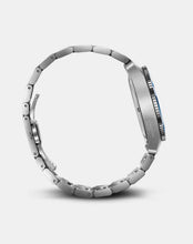 Load image into Gallery viewer, VICTORINOX MAVERICK QUARTZ 242095