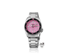 Load image into Gallery viewer, SEIKO 5 SPORTS PINK PANTHER SRPM07