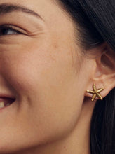 Load image into Gallery viewer, KENDRA SCOTT Parker Starfish Vintage Gold Metal Stud Earrings 9608894432