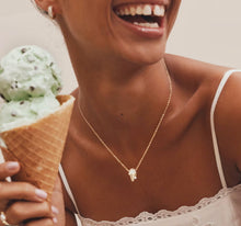 Load image into Gallery viewer, Kendra Scott-Ice Cream Gold Short Pendant Necklace 9608889185