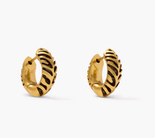 Load image into Gallery viewer, Kendra Scott-Tiger Striped Mikki Vintage Silver Huggie Earrings
9608805537
