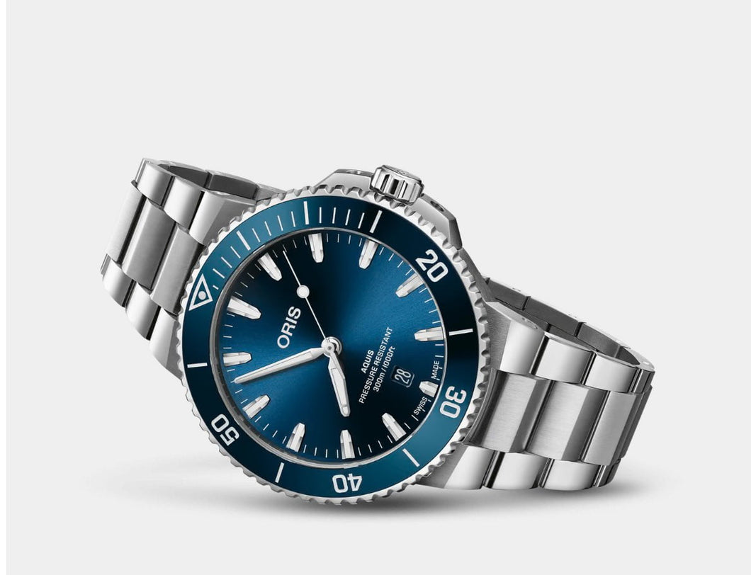 ORIS AQUIS DATE 01 733 7789 4135-07 8 23 04PEB