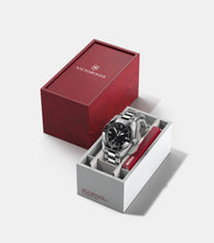 Load image into Gallery viewer, VICTORINOX MAVERICK AUTOMATIC 242105