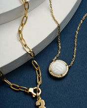 Load image into Gallery viewer, KENDRA SCOTT Volleyball Necklace in White Mother-of-Pearl 9608866061