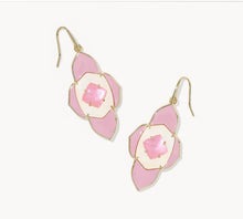 Load image into Gallery viewer, KENDRA SCOTT Abbie Medallion Gold Drop Earrings 96088681