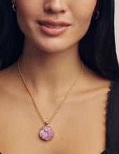 Load image into Gallery viewer, KENDRA SCOTT Lucia Shell Gold Short Pendant Necklace 9608894563