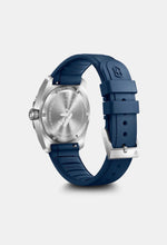Load image into Gallery viewer, VICTORINOX MAVERICK QUARTZ 242094