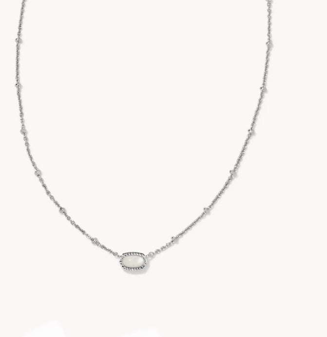 Kendra Scott-Mini Elisa Silver Satellite Short Pendant Necklace in Ivory Mother-of-Pearl
9608865447