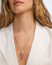 Load image into Gallery viewer, KENDRA SCOTT Ophelia Gold Large Long Pendant Necklace 9608894168