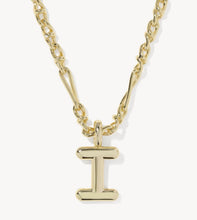 Load image into Gallery viewer, KENDRA SCOTT Bubble Letter I Gold Short Pendant Necklace 9608805601