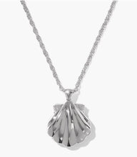 Load image into Gallery viewer, KENNETH SCOTT Lucia Shell Silver Short Pendant Necklace 9608894649