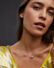 Load image into Gallery viewer, KENDRA SCOTT Holland Silver Heart Short Pendant Necklace in White 9608866996