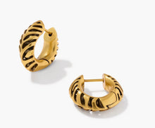 Load image into Gallery viewer, Kendra Scott-Tiger Striped Mikki Vintage Silver Huggie Earrings
9608805537