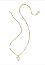 Load image into Gallery viewer, KENDRA SCOTT Bubble Letter O Gold Short Pendant Necklace 9608805613