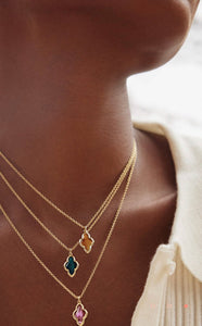 Kendra Scott-Framed Abbie Gold Short Pendant Necklace in Light  9608853282