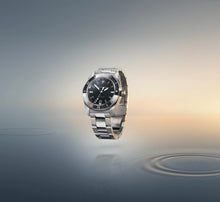 Load image into Gallery viewer, VICTORINOX MAVERICK AUTOMATIC 242105