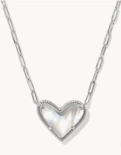 Load image into Gallery viewer, KENDRA SCOTT Ari Heart Statement Silver Short Pendant Necklace 9608890594