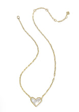 Load image into Gallery viewer, KENDRA SCOTT Ari Heart Statement Gold Short Pendant Necklace  9608890593