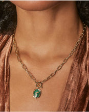 Load image into Gallery viewer, KENDRA SCOTT Daphne Gold Link and Chain Necklace 9608890039