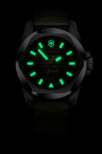 Load image into Gallery viewer, VICTORINOX I.N.O.X. AUTOMATIC 242071
