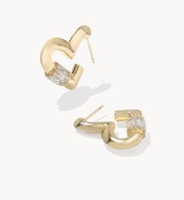 Load image into Gallery viewer, KENDRA SCOTT Emery Heart Gold Hoop Earrings