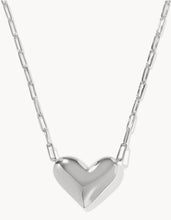 Load image into Gallery viewer, KENDRA SCOTT Ari Heart Statement Silver Short Pendant Necklace 9608890594