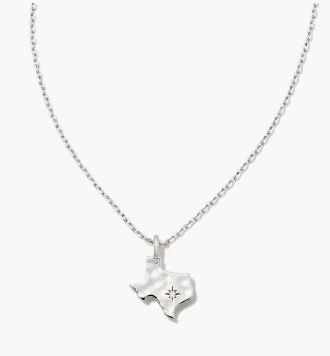 KENDRA SCOTT Texas Short Pendant Necklace in Silver # 9608857254