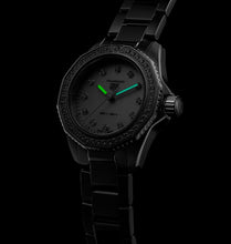 Load image into Gallery viewer, TAG HEUER-AQUARACER PROFESSIONAL 200 Quartz Watch - Diameter 30 mm WBP1417.BA0622