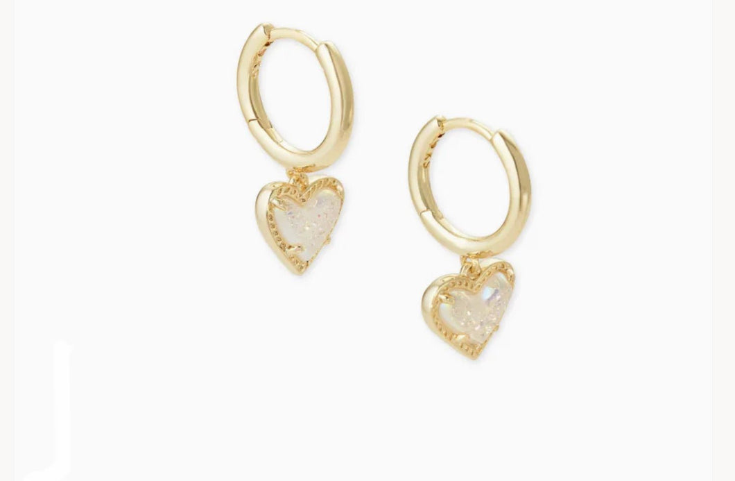 Kendra Scott-Ari Heart Gold Metal Huggie Earrings in Iridescent Drusy 4217710117
